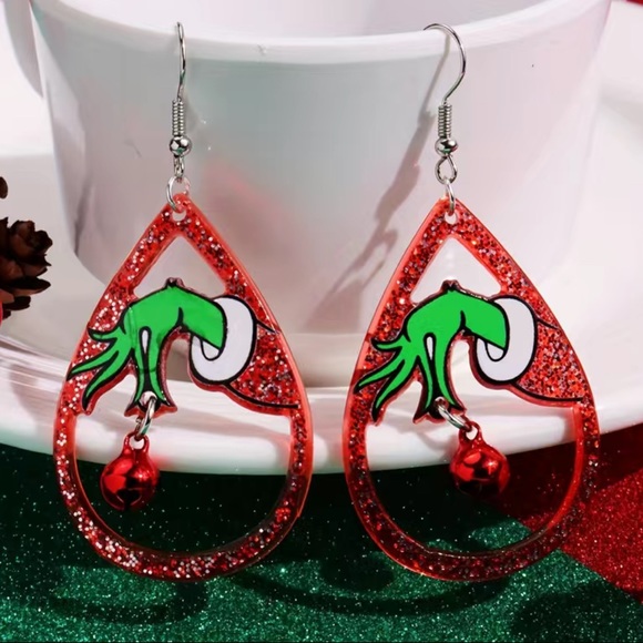 The Grinch Christmas Earrings - Picture 5 of 6